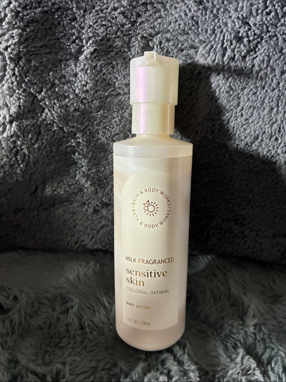 Bath & Body Works Pearl White Milk Fragranced Sensitive Skin Body Lotion